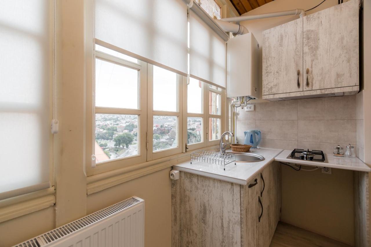 M & L Old Tbilisi Apartment ภายนอก รูปภาพ